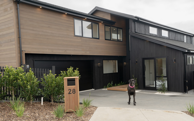 Aspen Homes Mistry Driveway Cedar Post Box