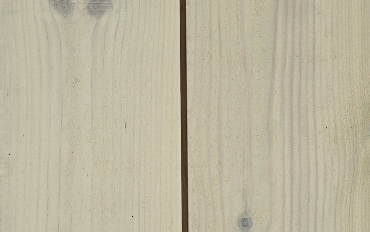 Frost 2 coats Nordic Pine 2 boards