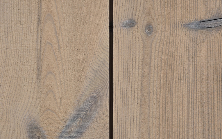 Caliaby 2 coats Taiga 2 boards