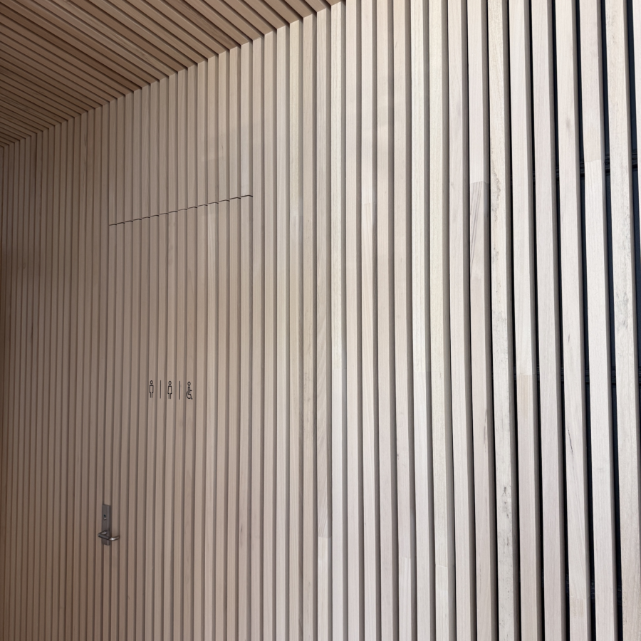 JSC Clipp Batten System Sambara coated JSC Lux Wax White 5
