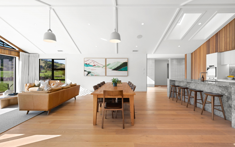 Cambridge Private Home NEW5