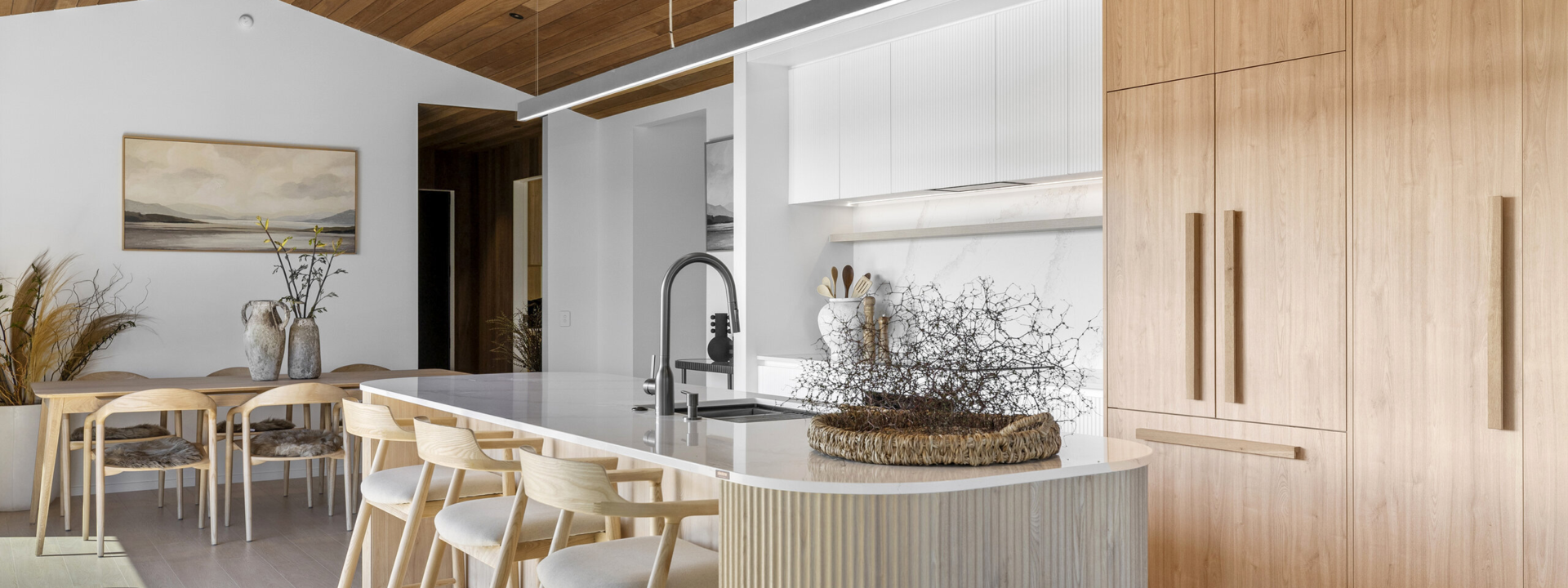 Interior kitchen and dining area with TMT Amba interior panelling