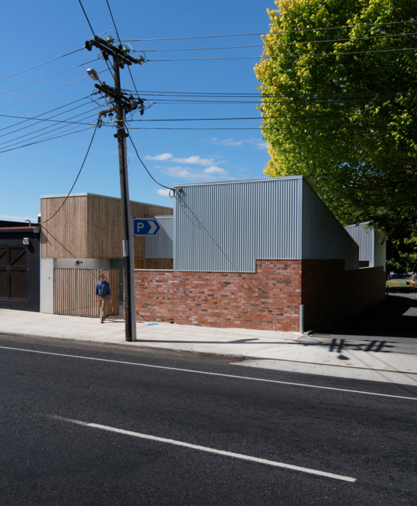Street view of award winning Cambridge Townhouse by Christopher Beer Architect