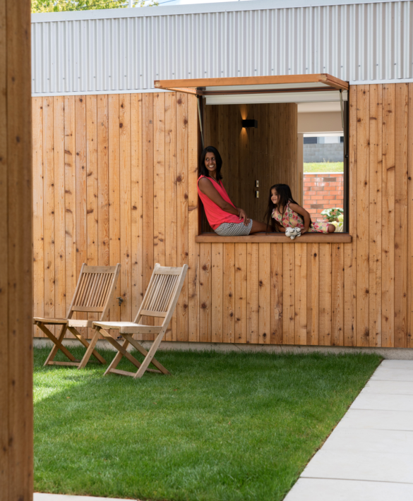 Exterior view of award winning Cambridge Townhouse by Christopher Beer Architect