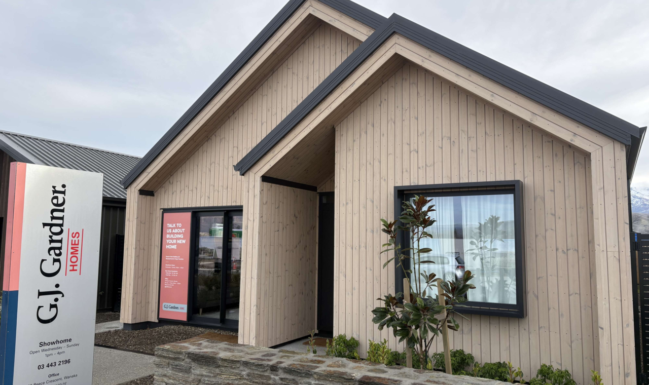 GJ Gardner Showhome Cromwell exterior cladding TMT Taiga